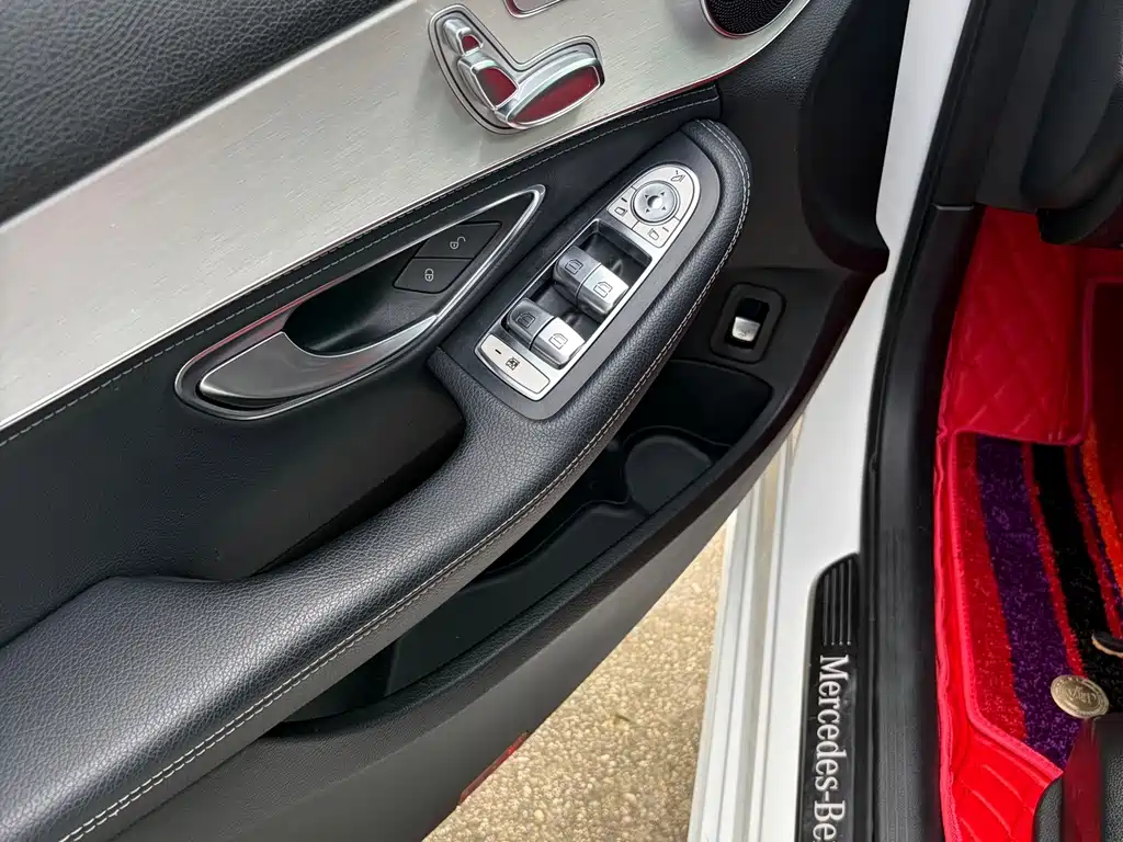 Mercedes-Benz C-Class 2017 — фото 12