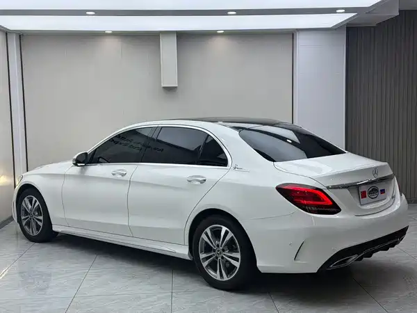 Mercedes-Benz C-Class 2020