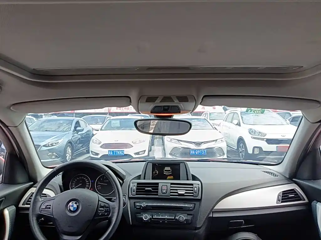 BMW 1 Series 2015 — фото 18