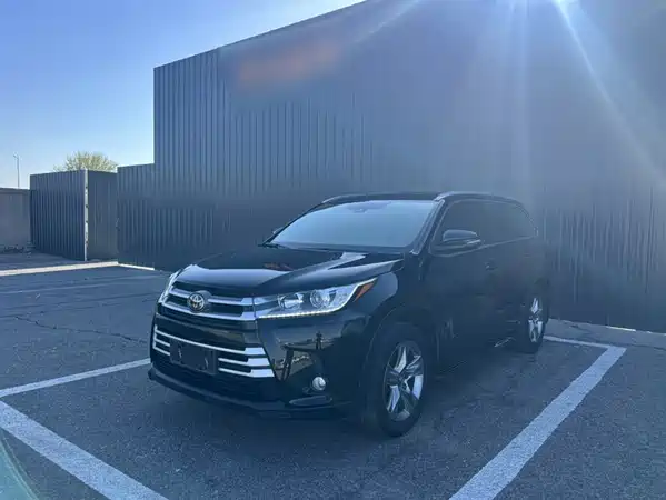 Toyota Highlander 2019