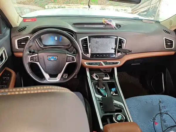Geely Vision X6 2018