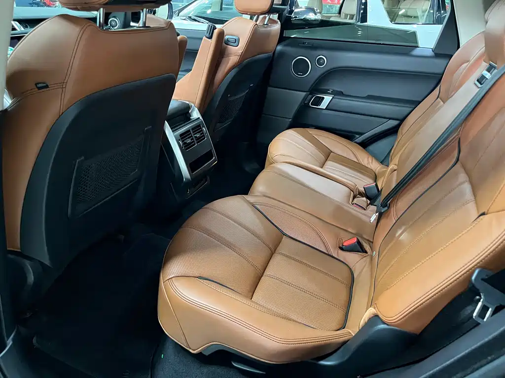 Land Rover Range Rover Sport 2015 — фото 11
