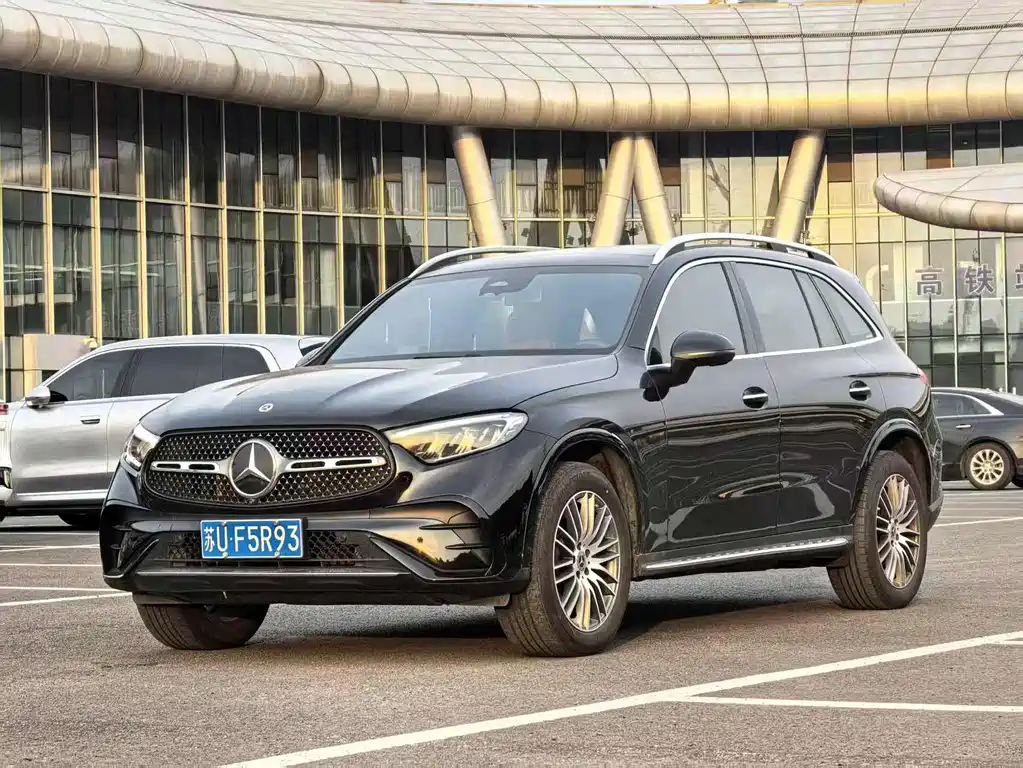 Mercedes-Benz GLC 2024 — фото 1