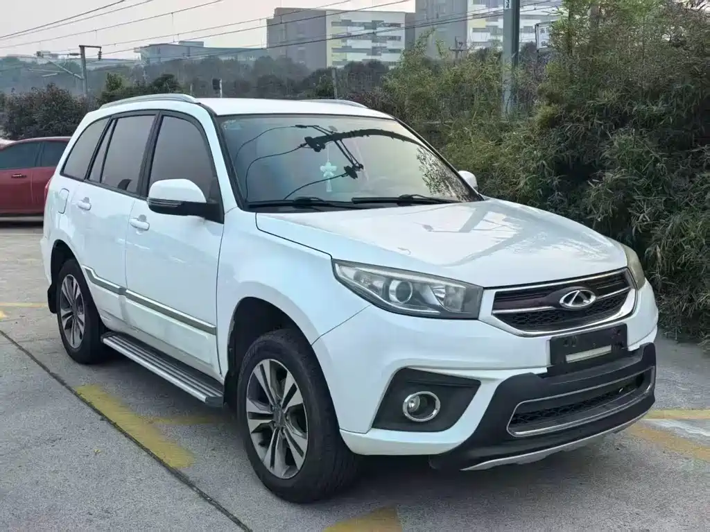 Chery Tiggo 3 2015 — фото 3