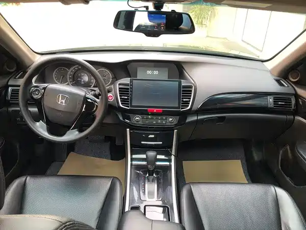 Honda Accord 2018