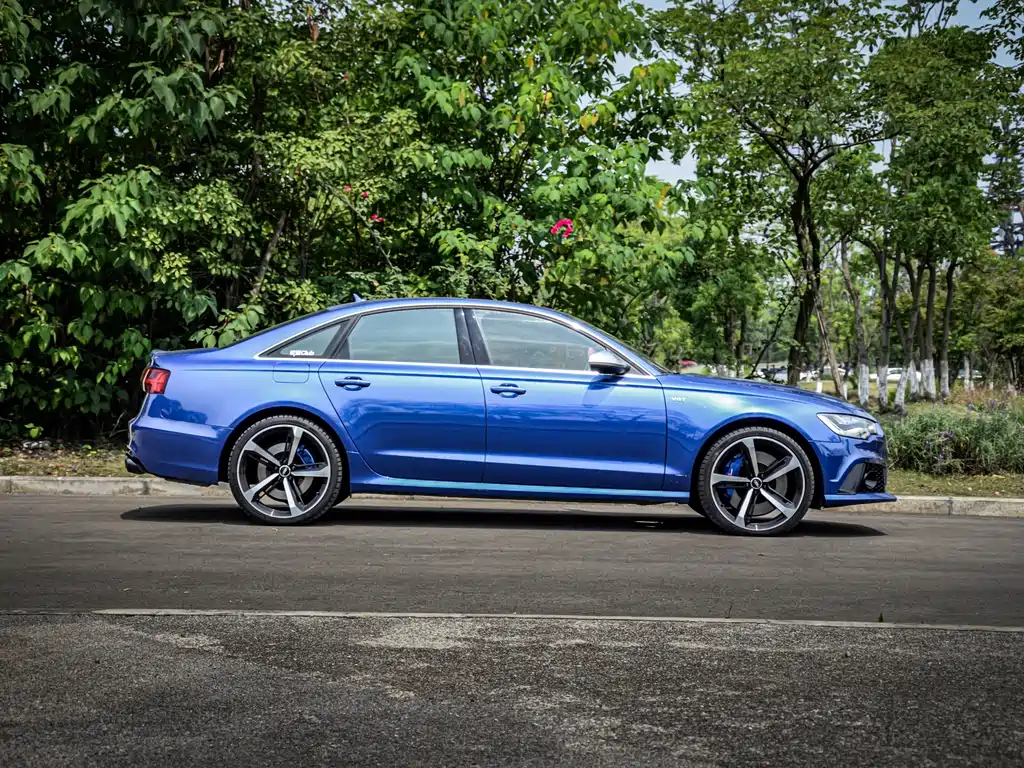 Audi S6 2015 — фото 8