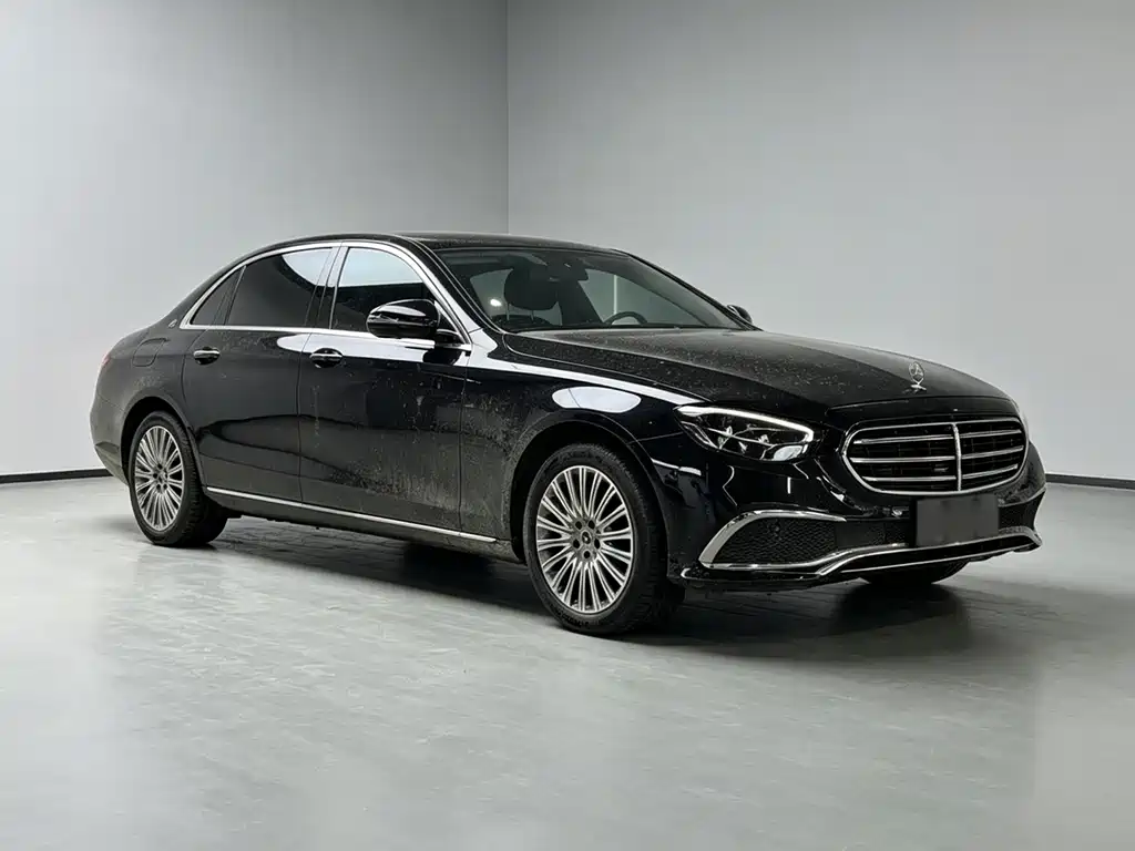 Mercedes-Benz E-Class 2023 — фото 3