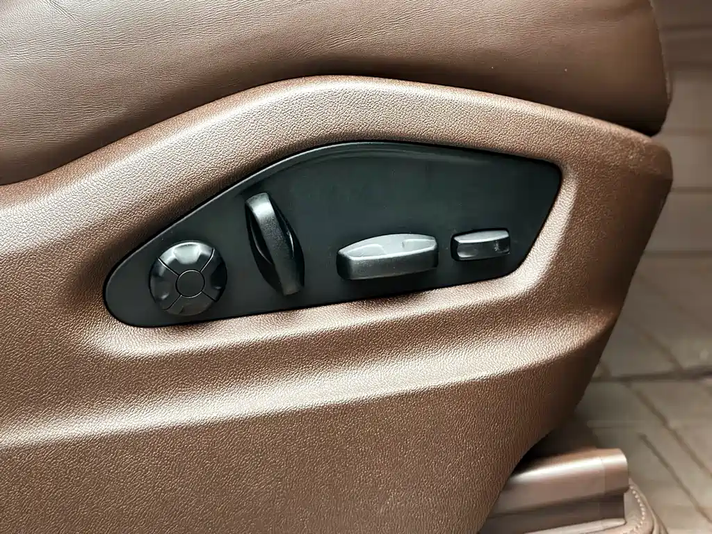 Porsche Cayenne 2022