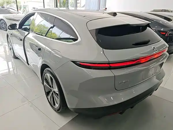 NIO ET5T 2024
