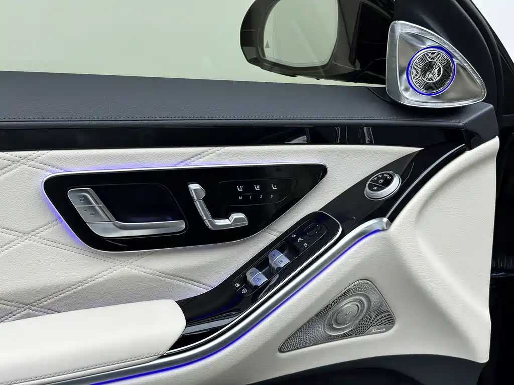 Mercedes-Benz Maybach S-Class 2025 — фото 10