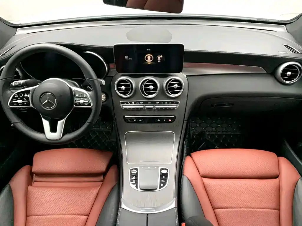 Mercedes-Benz GLC Coupe 2022 — фото 6