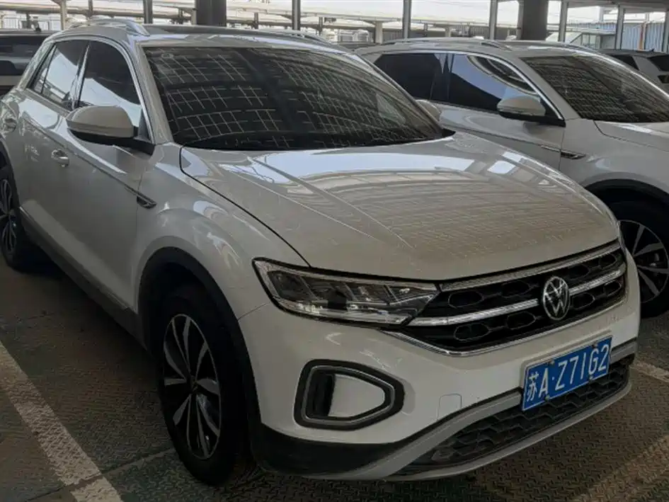Volkswagen T-Roc 2024