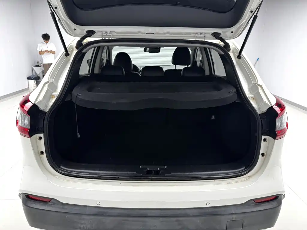 Nissan Qashqai 2022 — фото 3