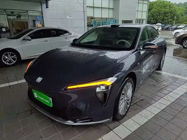 Buick Zhijing L7 2025