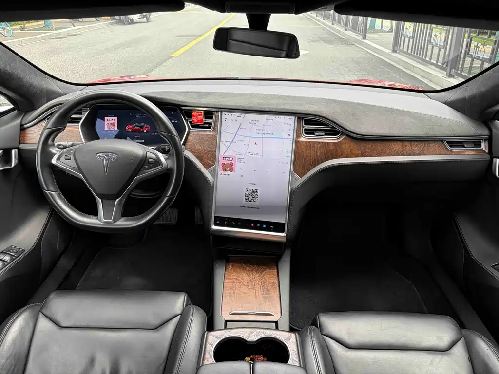 Tesla Model S 2017 — фото 8