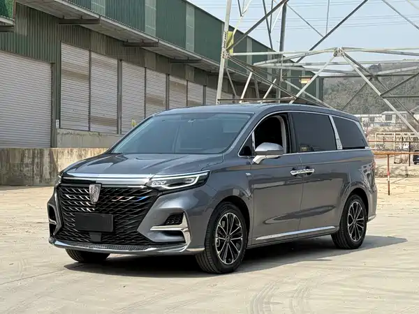 Roewe iMAX8 2022