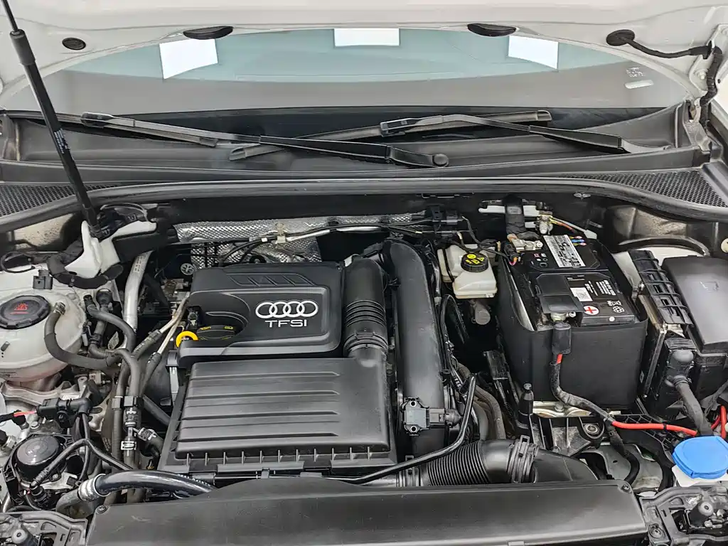 Audi Q3 2023 — фото 17