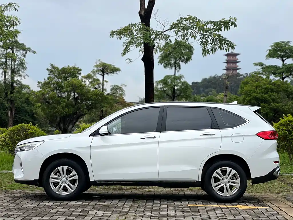 Haval M6 2021 — фото 4
