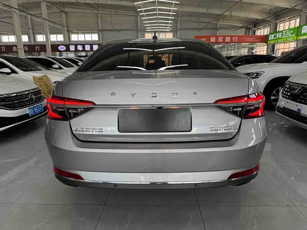 Skoda Superb 2022