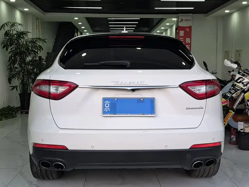 Maserati Levante 2017 — фото 4