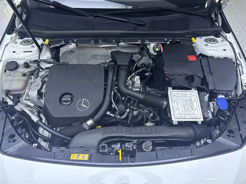 Mercedes-Benz A-Class 2021 — фото 14