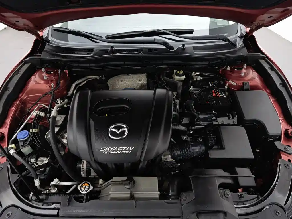 Mazda 3 Axela 2017 — фото 6