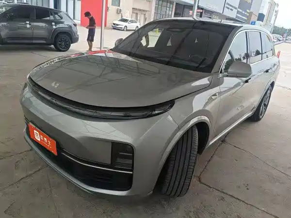 Li Auto L8 2024