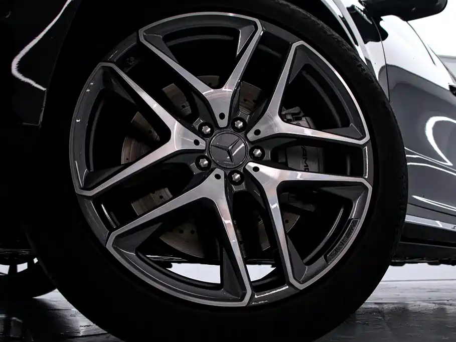 Mercedes-Benz GLE AMG 2024 — фото 16