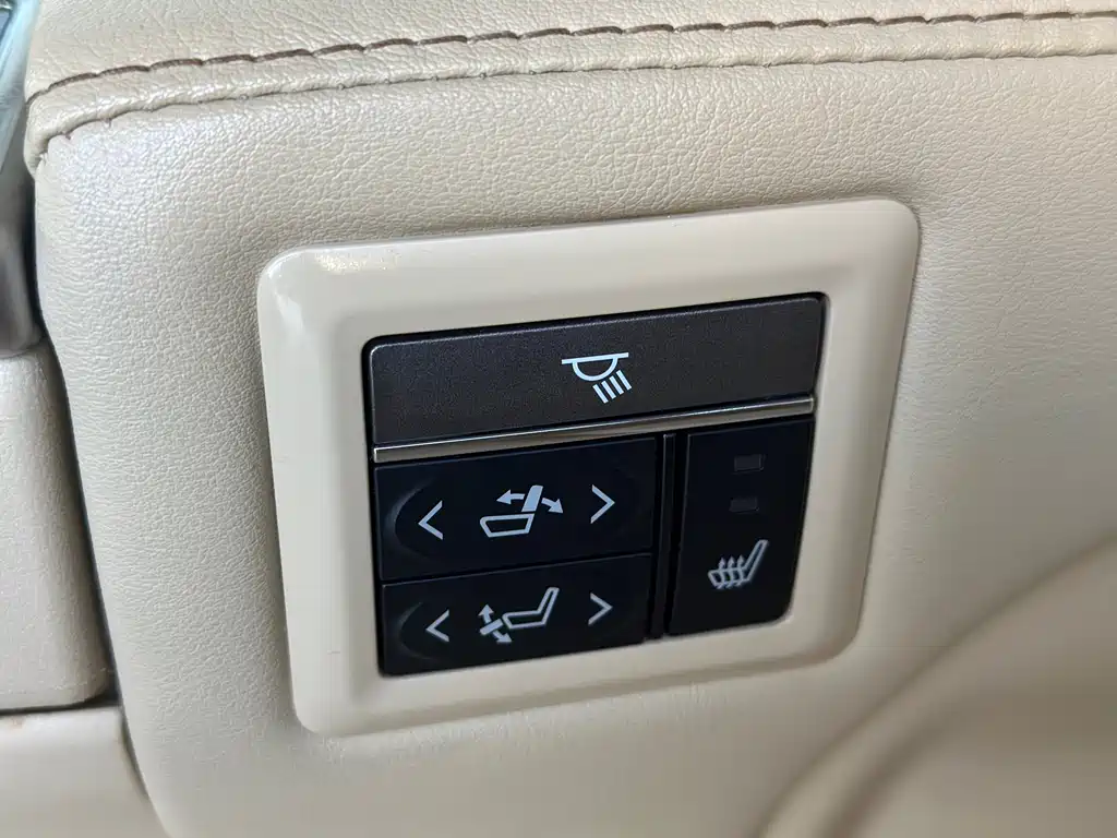 Toyota Alphard 2021 — фото 9