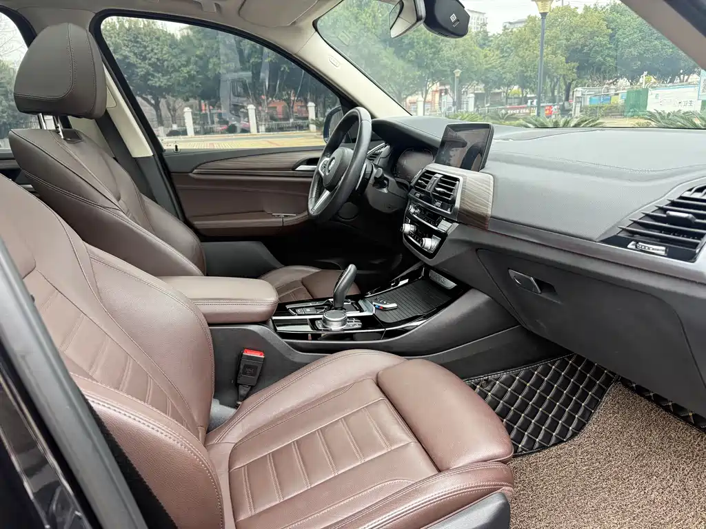 BMW X3 2020 — фото 11