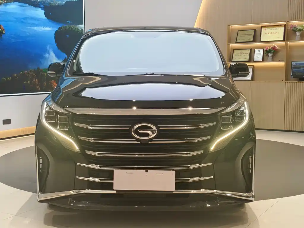 GAC Motor Trumpchi M8 2022 — фото 1