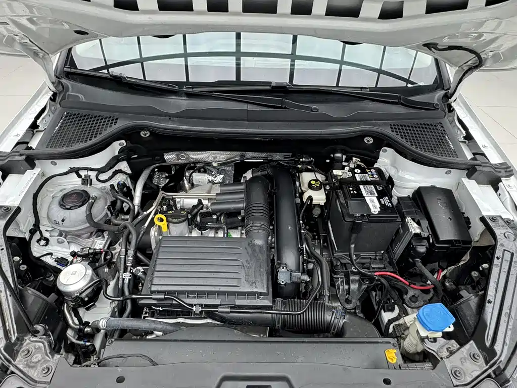Skoda Karoq 2023 — фото 19