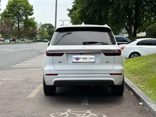 Li Auto ONE 2021