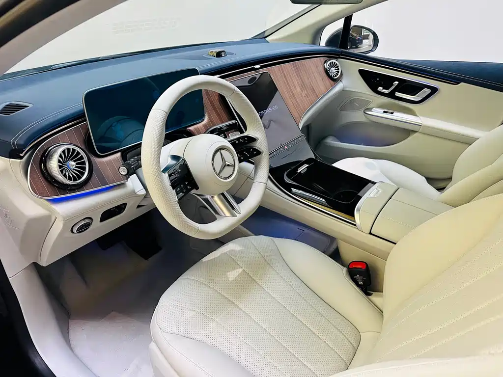 Mercedes-Benz EQE 2025