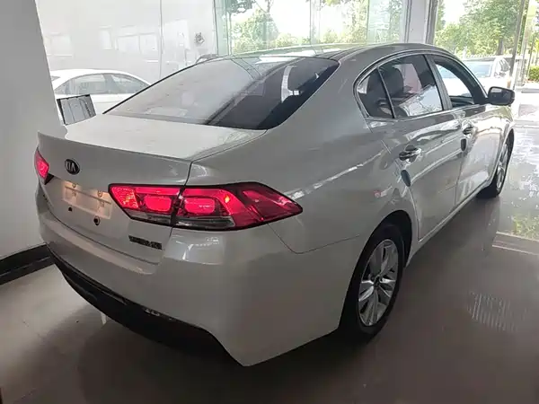 Kia K4 2014