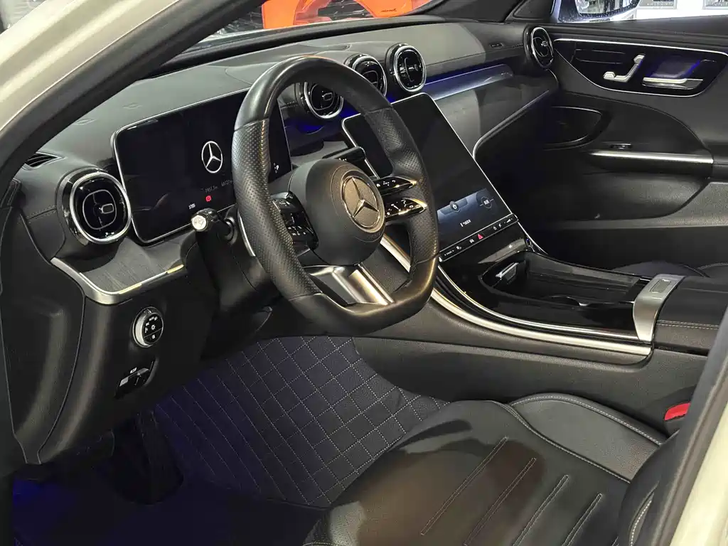 Mercedes-Benz C-Class 2022 — фото 15