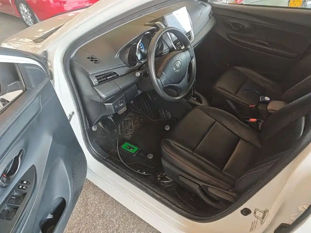 Toyota Vios 2019 — фото 16