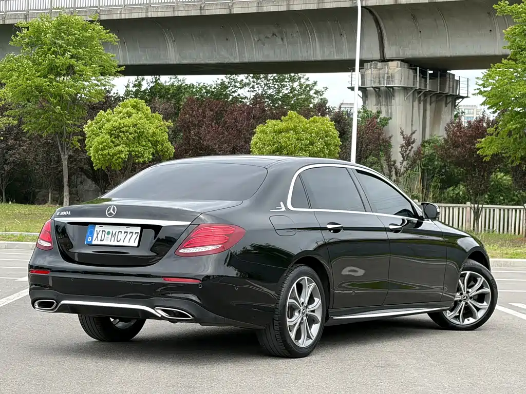 Mercedes-Benz E-Class 2020 — фото 6