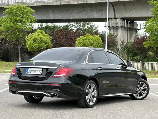 Mercedes-Benz E-Class 2020