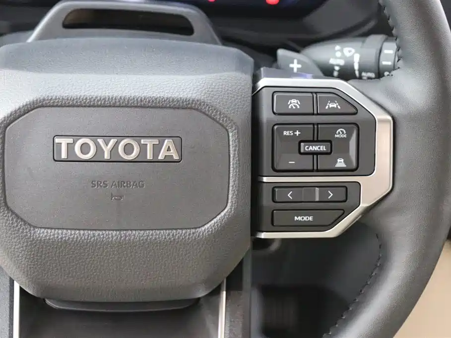 Toyota Prado 2025 — фото 18