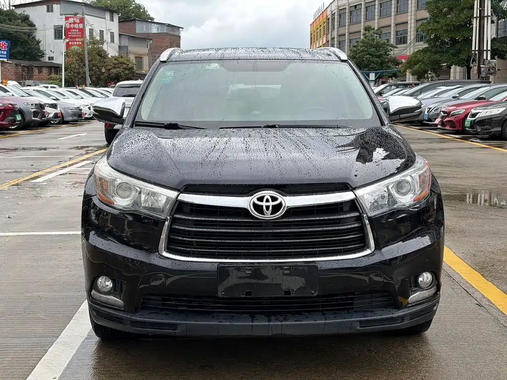 Toyota Highlander 2016 — фото 2