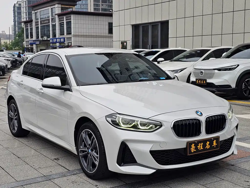 BMW 1 Series 2023