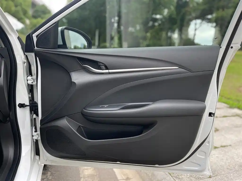 Buick Excelle 2022 — фото 20