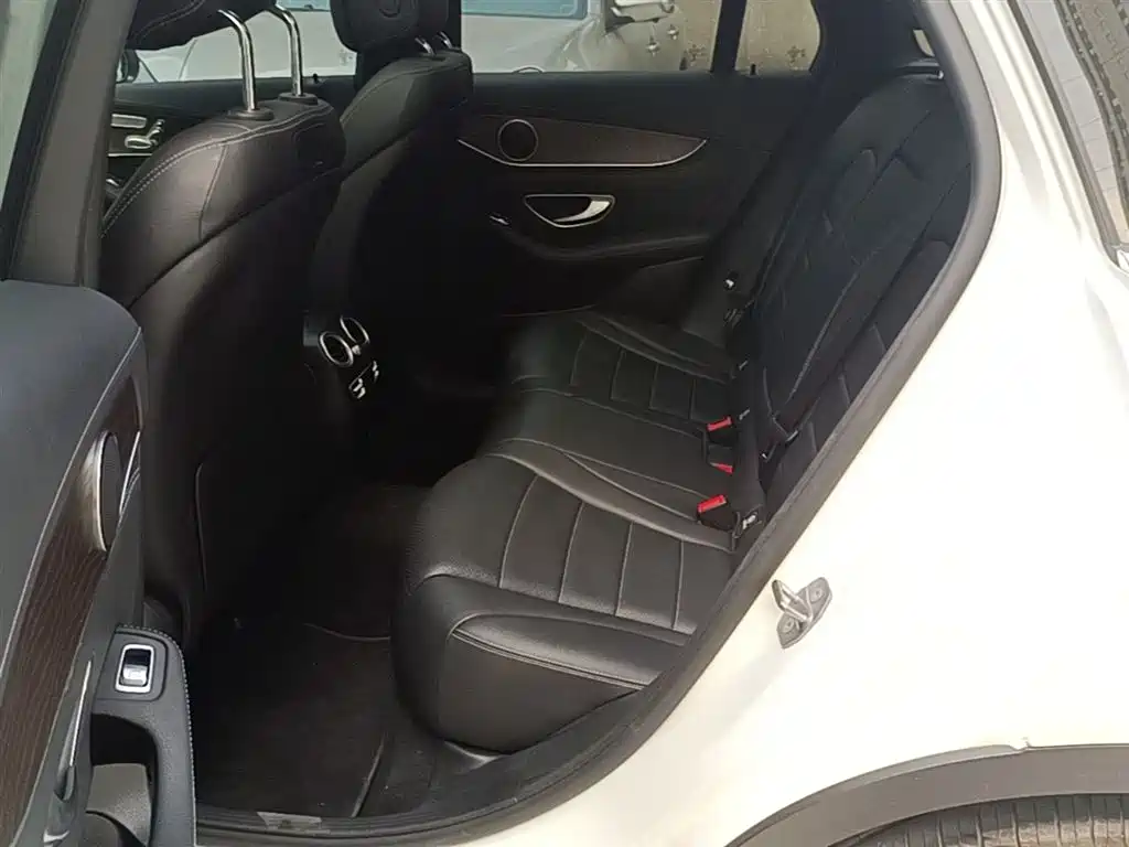 Mercedes-Benz GLC 2016 — фото 17