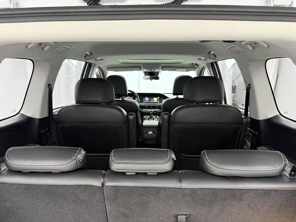 GAC Motor Trumpchi M6 2022 — фото 19