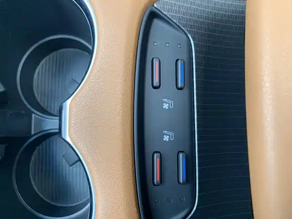 Toyota Wei Sa 2022