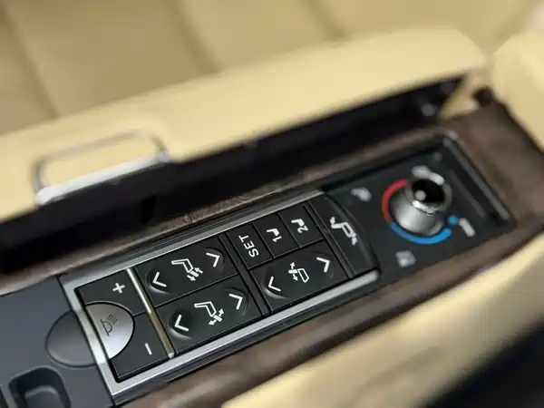 Toyota Alphard 2022