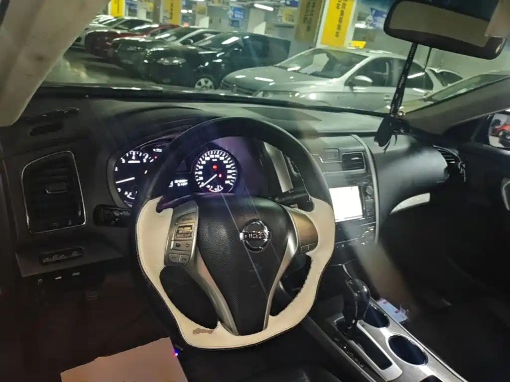 Nissan Teana 2015 — фото 10