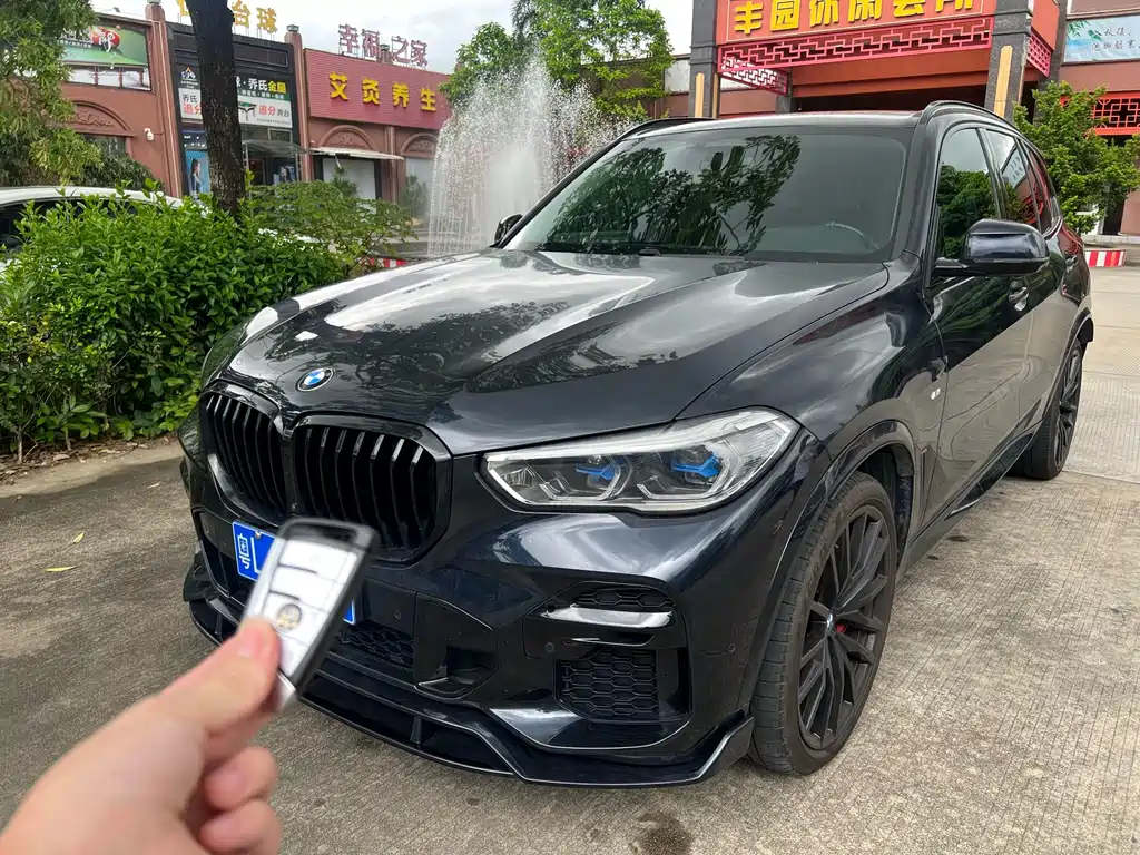 BMW X5 2022