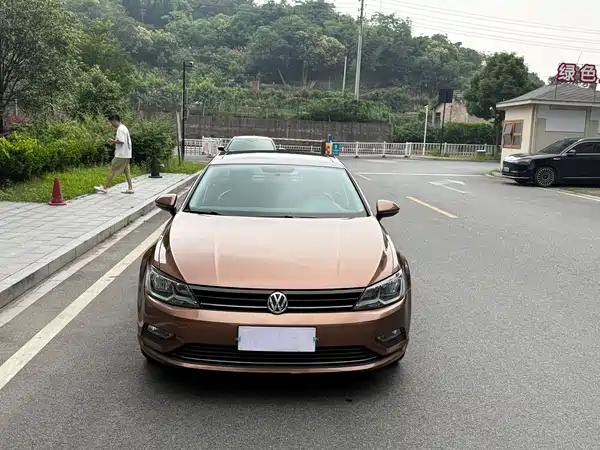 Volkswagen Lamando 2015